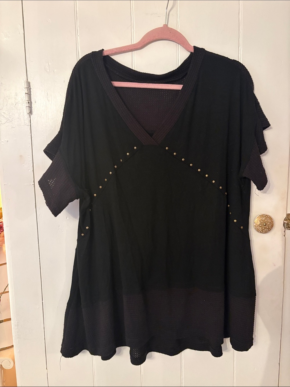 Black V-Neck Studded Women's Tunic Top Preowned L